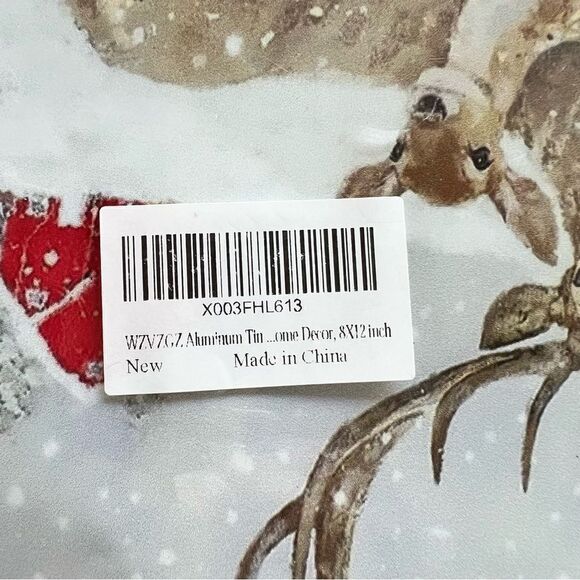 Aluminum Tin Reindeer in a Holiday Scene 8 x 12” - Picture 2 of 3